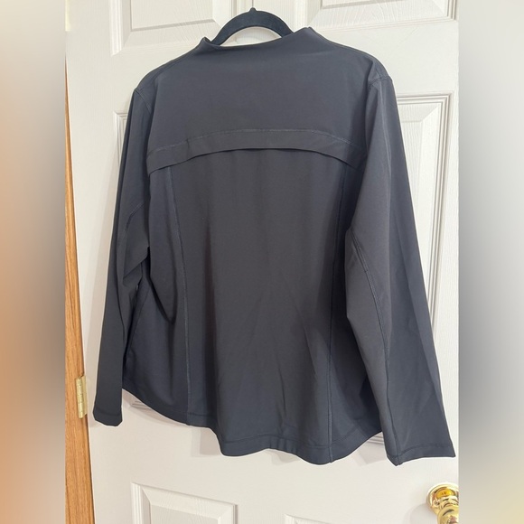 Chicos Zenergy Black Zip-Up JacketZIPPER POCKETS LIGHTWEIGHT 3XL Women's - Picture 2 of 3